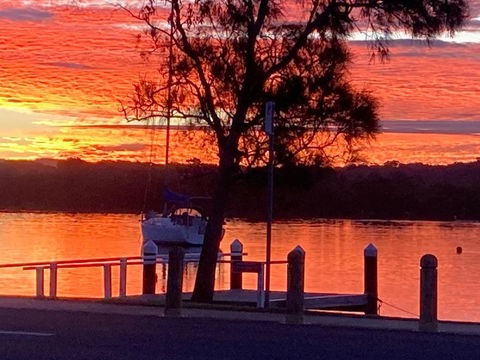 Riverview Cottage - New Castle Holiday 3