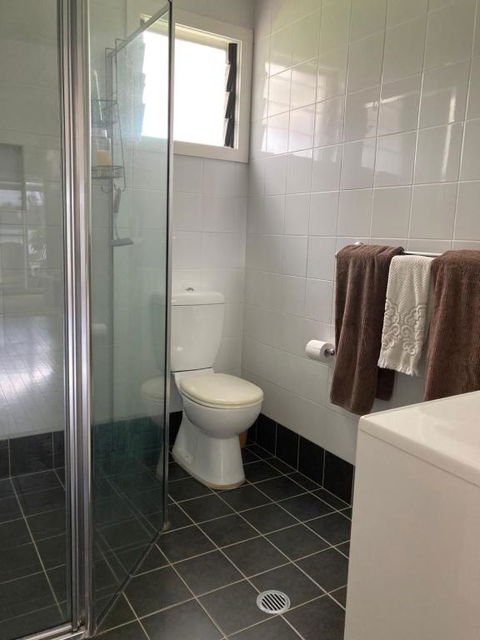 Riverview Cottage - New Castle Holiday 1