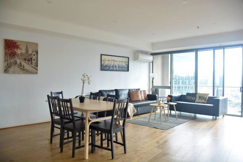 RiverView Spacious 3BR2Bath2Car WifiPoolGym Crown - New Castle Holiday 3