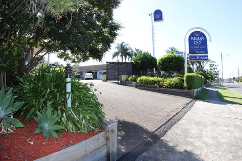 Reign Inn Newcastle - New Castle Holiday 1