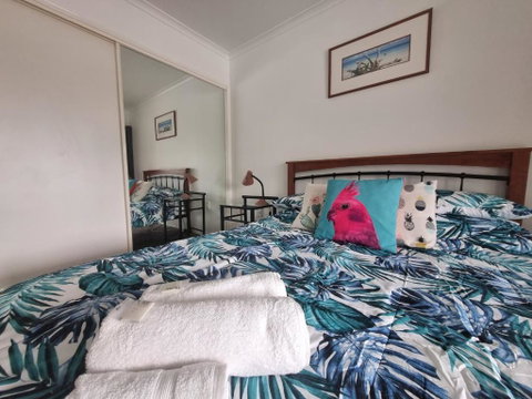 Residential Two-bedroom Unit On The Strand, Self-check In, Wi-fi - New Castle Holiday 2