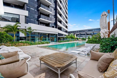 Ruby - Self Contained, Privately Managed Apartments - New Castle Holiday 0