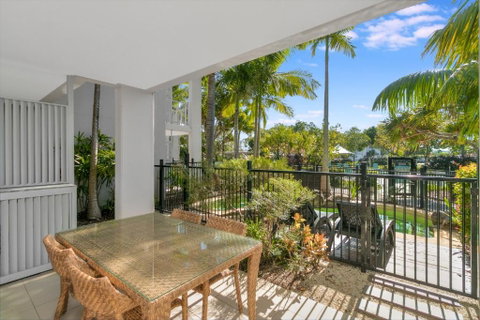 Salt&Pepper Sanctuary - Plunge Pool Resort Apartment By UHoliday - 2BR, 1BR And Studio Hotel Room Configurations Available - New Castle Holiday 3