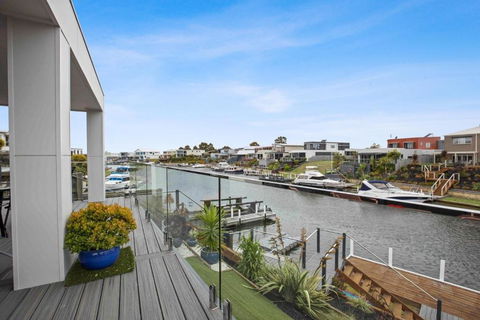 Riviera View - New Castle Holiday 0