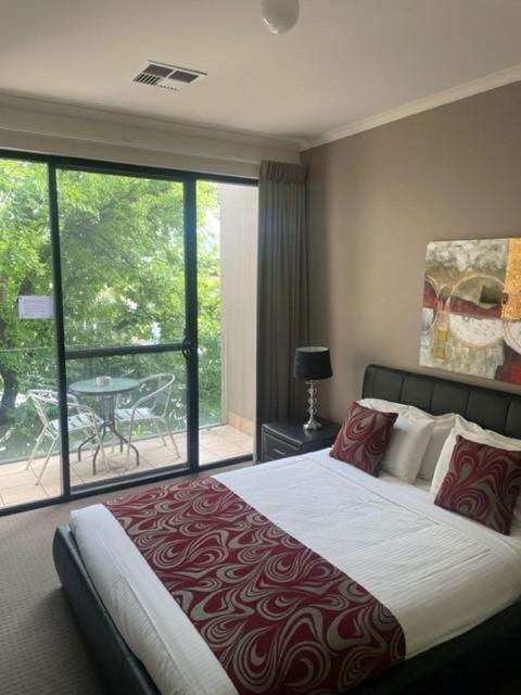 RNR Sturt Holiday Home - New Castle Holiday 0