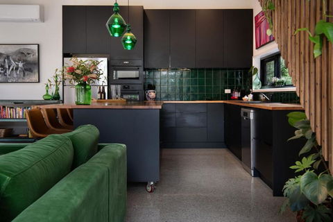 Rocky Hollow - New Castle Holiday 2