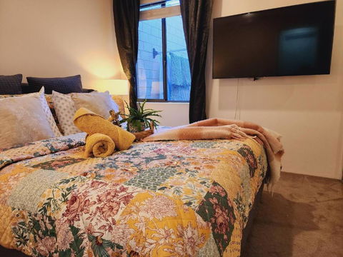 Room In Guest Room - Private Room In A Charming Hampton-style Home Ten Minutes From Fremantle Port - New Castle Holiday 3