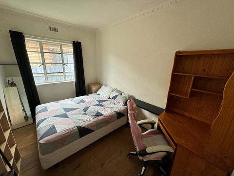 Room Near To Melbourne Airport & Train Station - New Castle Holiday 3