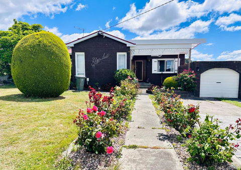 Rose Homey Home - New Castle Holiday 3