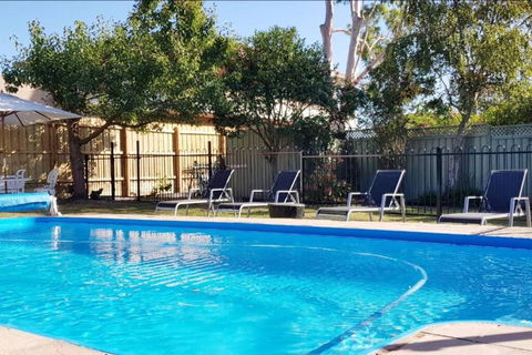 ROSEBUD SEA CENTRAL - New Castle Holiday 1