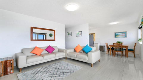 Roweshaven Amazing Views, Close To Beach Accom Holidays - New Castle Holiday 2