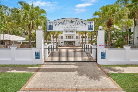 Royal Palm Villas - New Castle Holiday 2