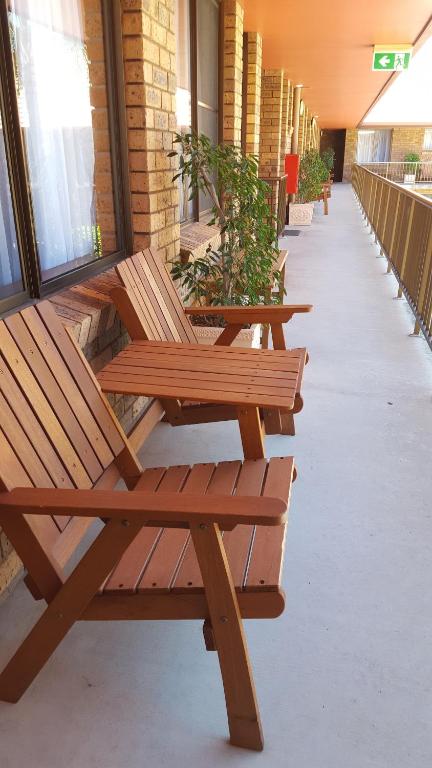 Royal Palms Motor Inn - New Castle Holiday 3