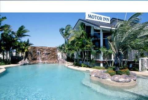 Runaway Bay Motor Inn - New Castle Holiday 0
