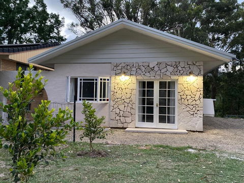 Rural Granny Flat - Pet Friendly - New Castle Holiday 0