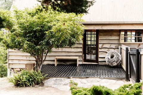 SABI Award Winning Designer Cabin - New Castle Holiday 3