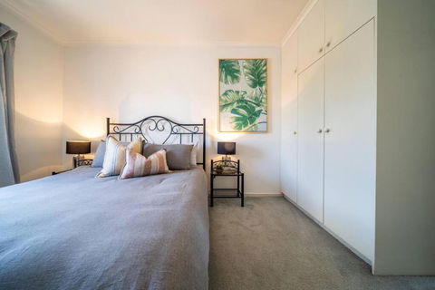 Sage On Bewes Adelaide - New Castle Holiday 1
