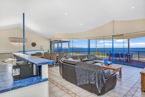 Sail Away - Aldinga Beach - C21 SouthCoast Holidays - New Castle Holiday 3