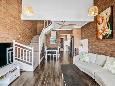 Sailz Villas Unit 4 - New Castle Holiday 0