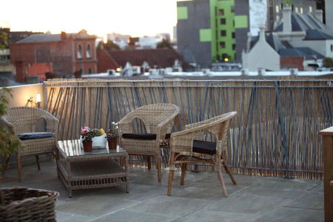 Saint George - The Townhouse - New Castle Holiday 1