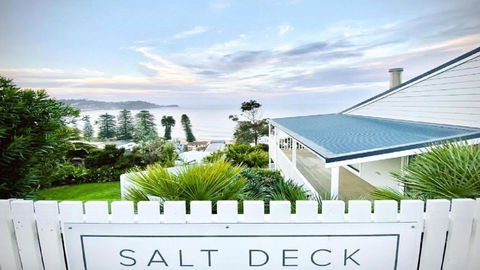 Salt Deck - The Upper Deck Accom Holiday - New Castle Holiday 1