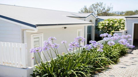 Salt Deck - The Upper Deck Accom Holiday - New Castle Holiday 2