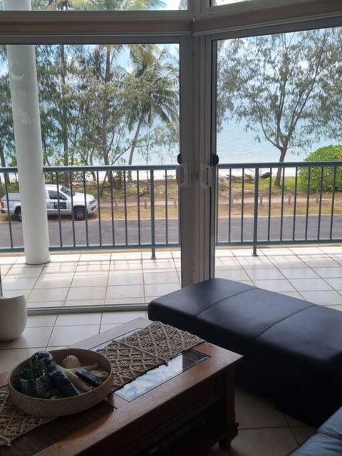 Salt On South - Beachfront Bliss - New Castle Holiday 1