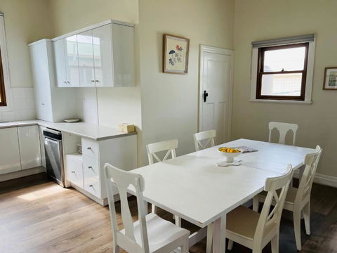 Saltwater Bungalow - WiFi - New Castle Holiday 3