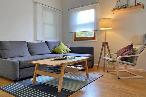 SALTYS AMITY POINT - New Castle Holiday 1