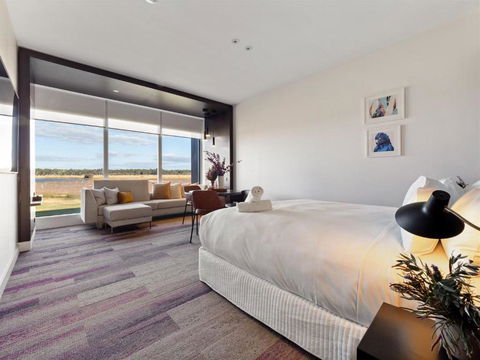 Samphire Chalet Tuart - New Castle Holiday 3