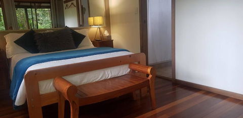 Samurai Beach Bungalows - Port Stephens YHA - New Castle Holiday 1