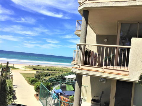 Sanctuary Beach Resort - New Castle Holiday 0
