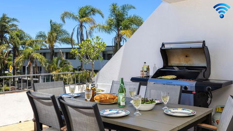 Sand And Sea - New Castle Holiday 0