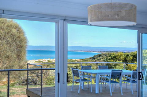 Sandbar Beach House - New Castle Holiday 0