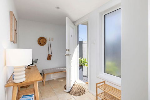 Sandcastles At The Beach - New Castle Holiday 3