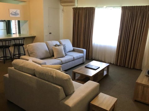 Sandcastles Holiday Apartments - New Castle Holiday 1