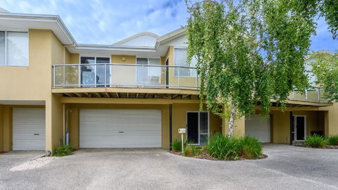 Sandpiper 9 - Close To Town And Beach - New Castle Holiday 0