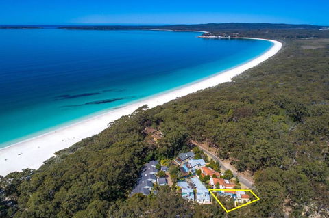 Sandpiper, Hyams Beach - New Castle Holiday 3