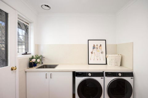 Shine Carrum Down - Family Oasis With Heated Pool - New Castle Holiday 3