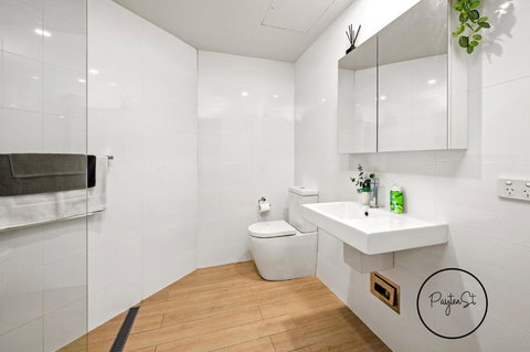 Simply Stunning - New Castle Holiday 3