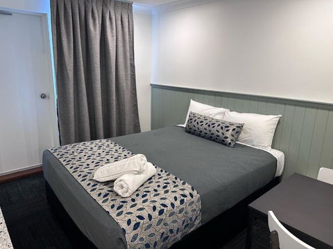 Surf Beach Motel Newcastle - New Castle Holiday 2