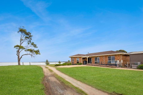 Tambo Escape - New Castle Holiday 3