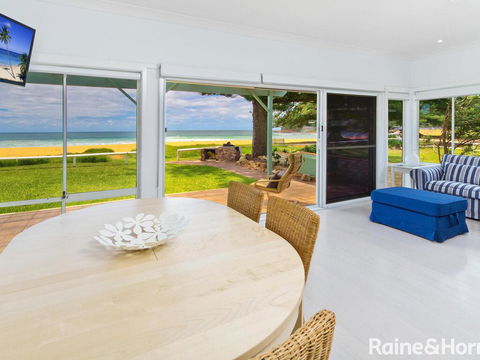 Beachside Bungalow #4 - 4/139 Avoca Drive, Avoca Beach - New Castle Holiday 0