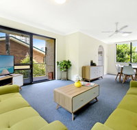 Beachside Unit Near Convention Centre - New Castle Holiday