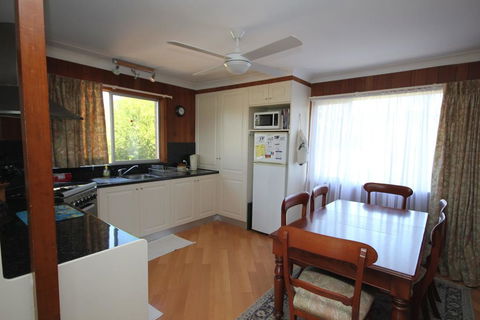 BEACHVIEW - 14 Second Ave , Bonny Hills - New Castle Holiday 1