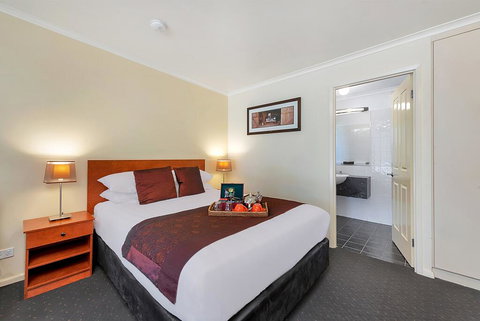 Beechworth Motor Inn - New Castle Holiday 2