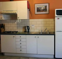 Beedelup House Cottages - New Castle Holiday