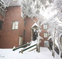 Beehive 18 - New Castle Holiday