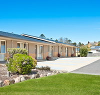 Bega Village Motor Inn - New Castle Holiday