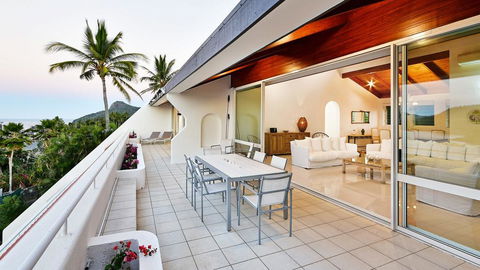 Bella Vista E9 - Ocean View Spacious 2 Bedroom With Golf Buggy - New Castle Holiday 1